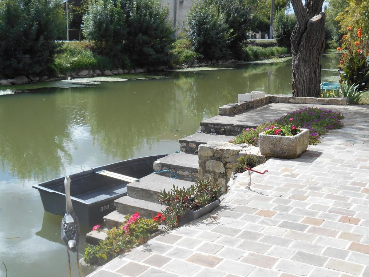 MARAIS POITEVIN pêche ,barque, vélos, wifi, linge, cheminée, cuisine La Taillee Esterno foto
